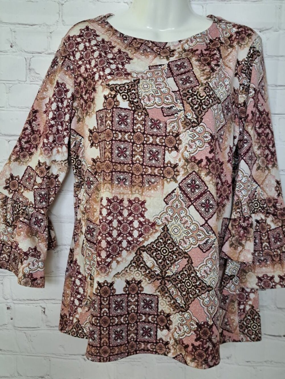 New Directions Paisley Ruffle Sleeve Top Size Small
